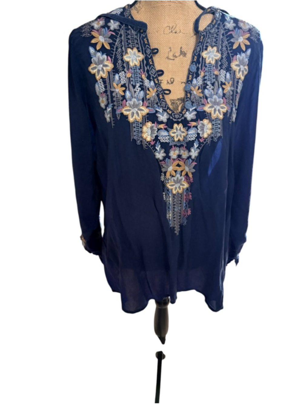 Johnny Was Tanya Embroidered Tunic Size XXL Blue Embroidered Long Sleeve - Picture 2 of 8